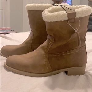 Suede Ankle Boots with fur